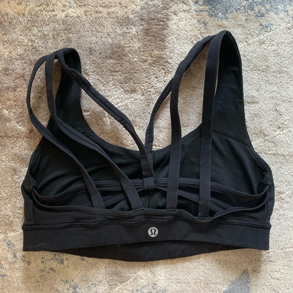 Lululemon sports bra. Size 6.